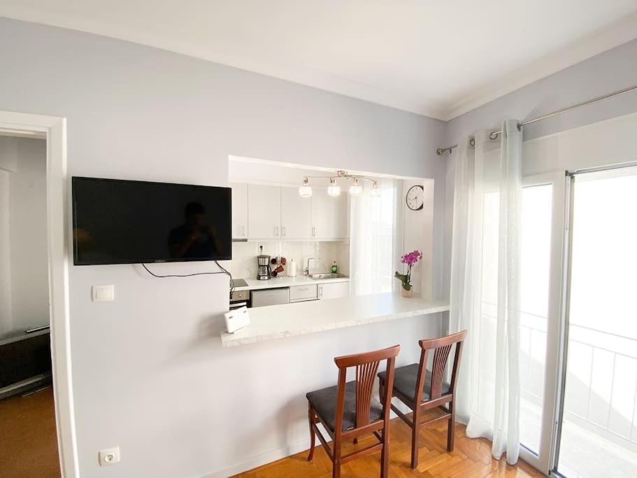 6Th Floor Apartment In Victoria Square Афины Экстерьер фото